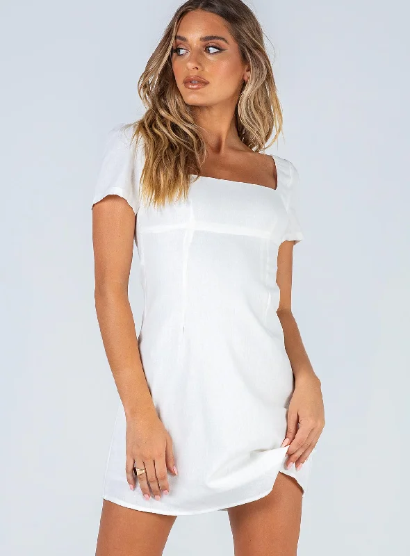 Hastings Mini Dress White Stylish Short Sleeve Mini Dress