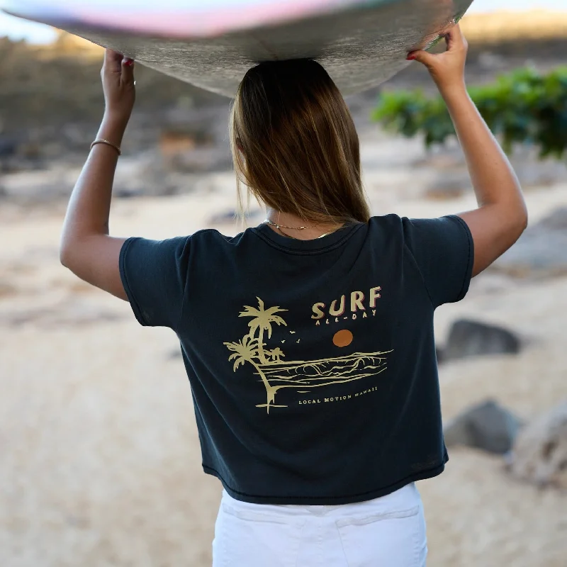 SURF ALL DAY CROP TEE Solid Print Embellished