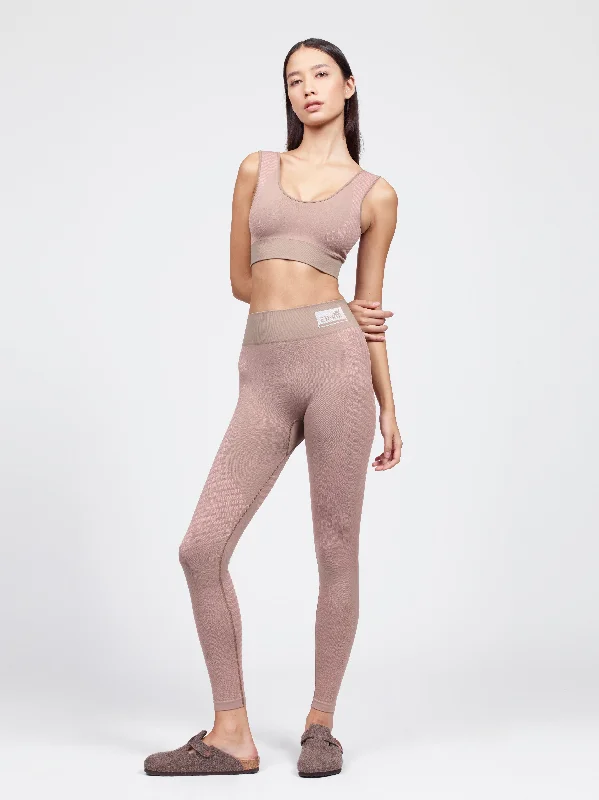 Scoop Neck Sport Bra & Compression Legging Stylish Printed Stretch Leggings