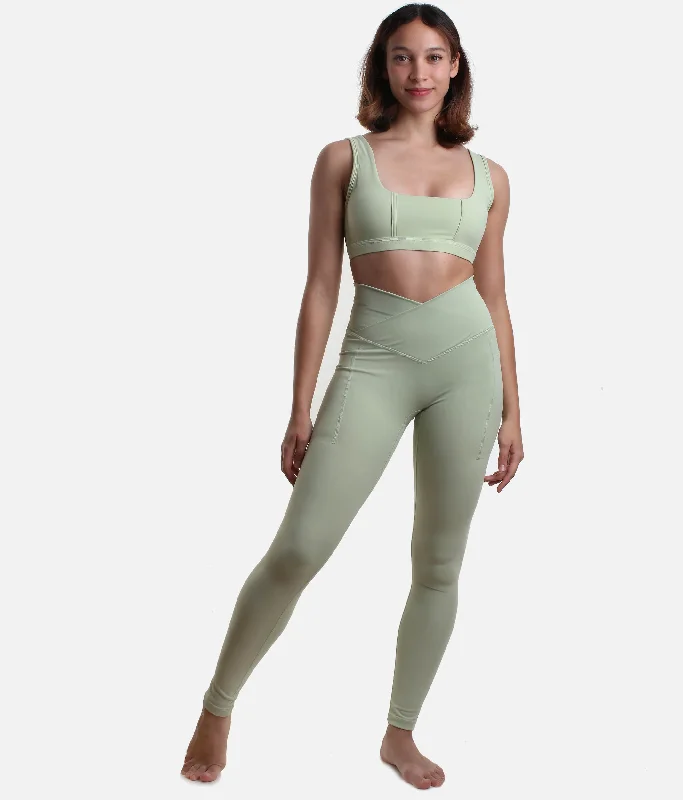 Crisscross Hourglass Leggings with Pockets - Pistachio Trendy High-Waist Tummy Control Leggings