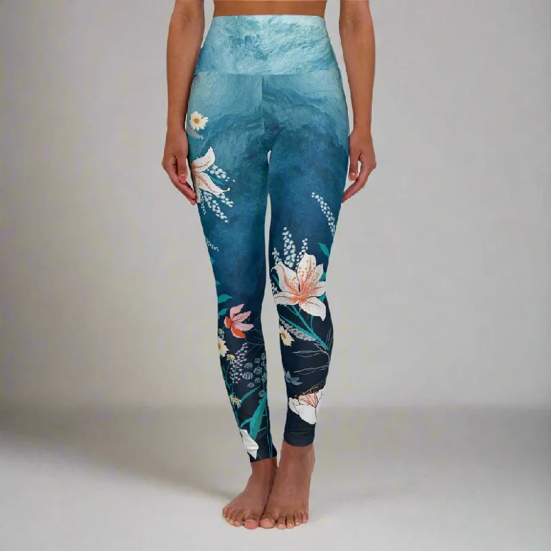 Women's Swim Leggings, Surf Swim PaddleBoard, Ocean Floral Stylish Lightweight Leggings